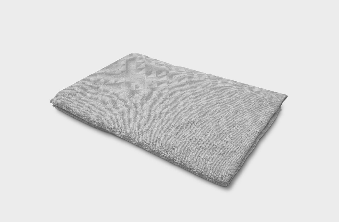 Icelandair_Blanket_Pers21 Onboard Hospitality