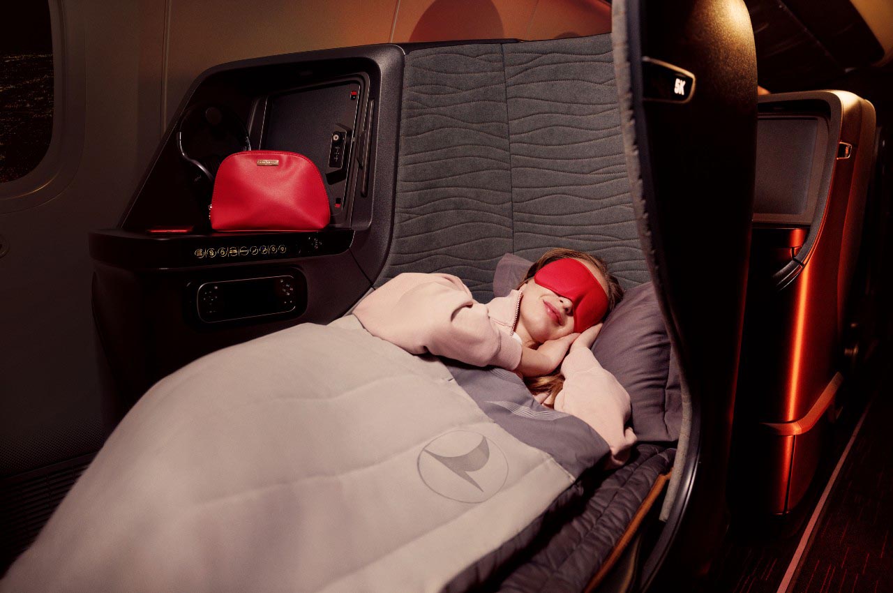 Turkish Airlines introduces new sleeping sets - Onboard Hospitality