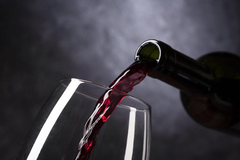 All Nippon Airways refreshes its wine selection (Photo: Vinotecarium/Pixabay)