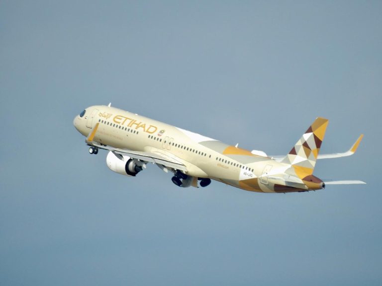 Etihad Airways aircraft taking off. The airline has selected Paxia Cloud to manage its onboard catering.