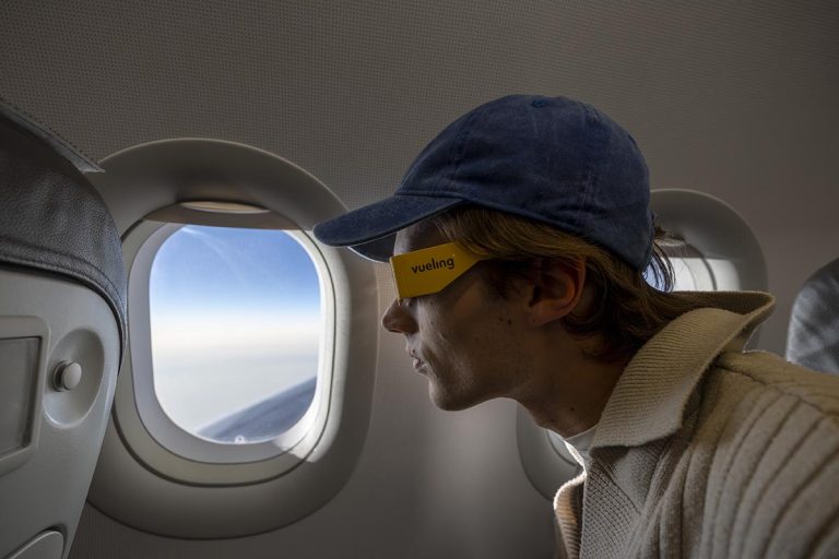 Vueling supplies passengers with glasses to view the total solar eclipse.